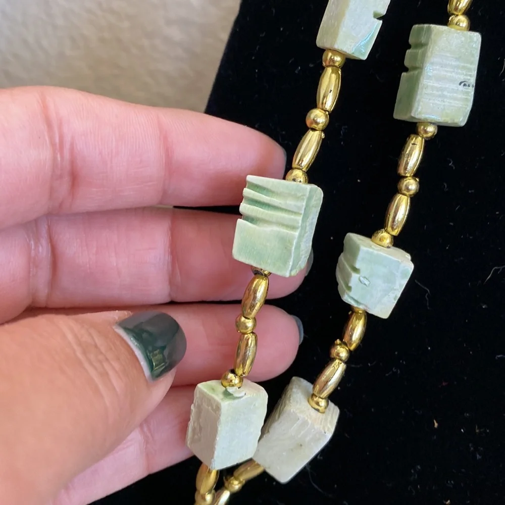 Vintage Scarab Beetle Stone Necklace - Picture 4 of 8